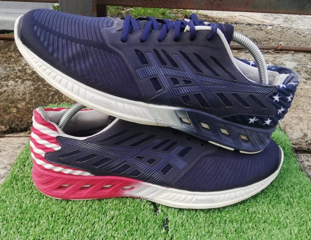 Asics on sale flag shoes
