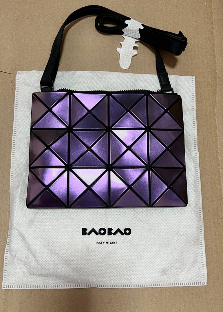 Issey miyake crossbody bag hotsell