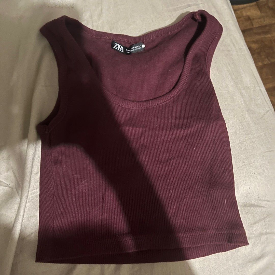 Basic Halter Top (Category: Sleeveless) located in Pasay City. Submitted by alierv (Listing ID 1253011307, Image 1). Description: .