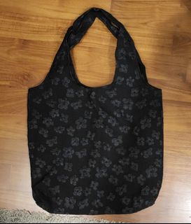 (Category: ) located in . Submitted by pourella (Listing ID 1253115350, Image 1). Description: .