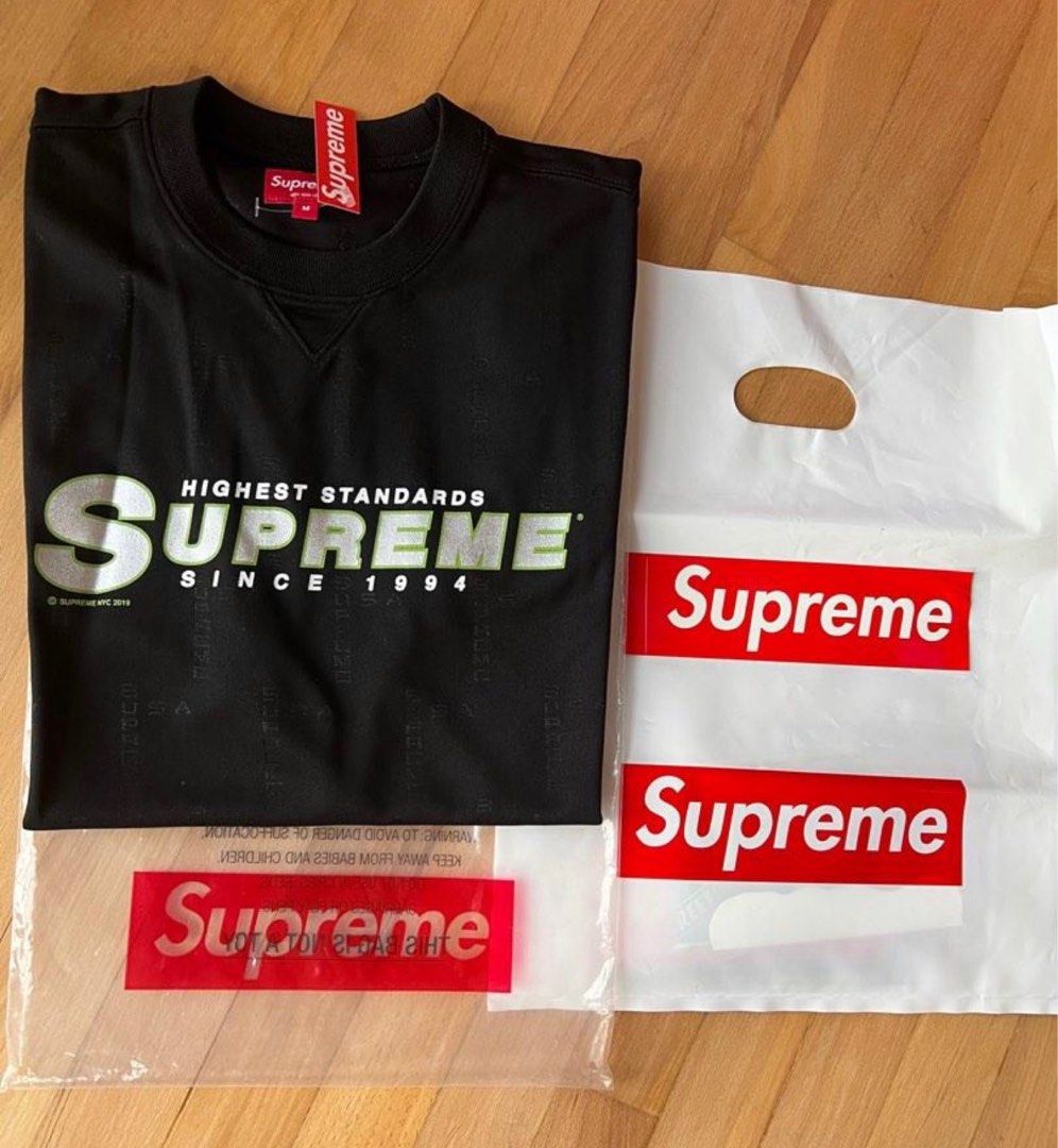 Authentic supreme shop t shirt