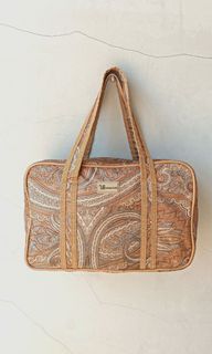 Brown  Uggai Hand Bag Tas jinjing Kotak Uggai