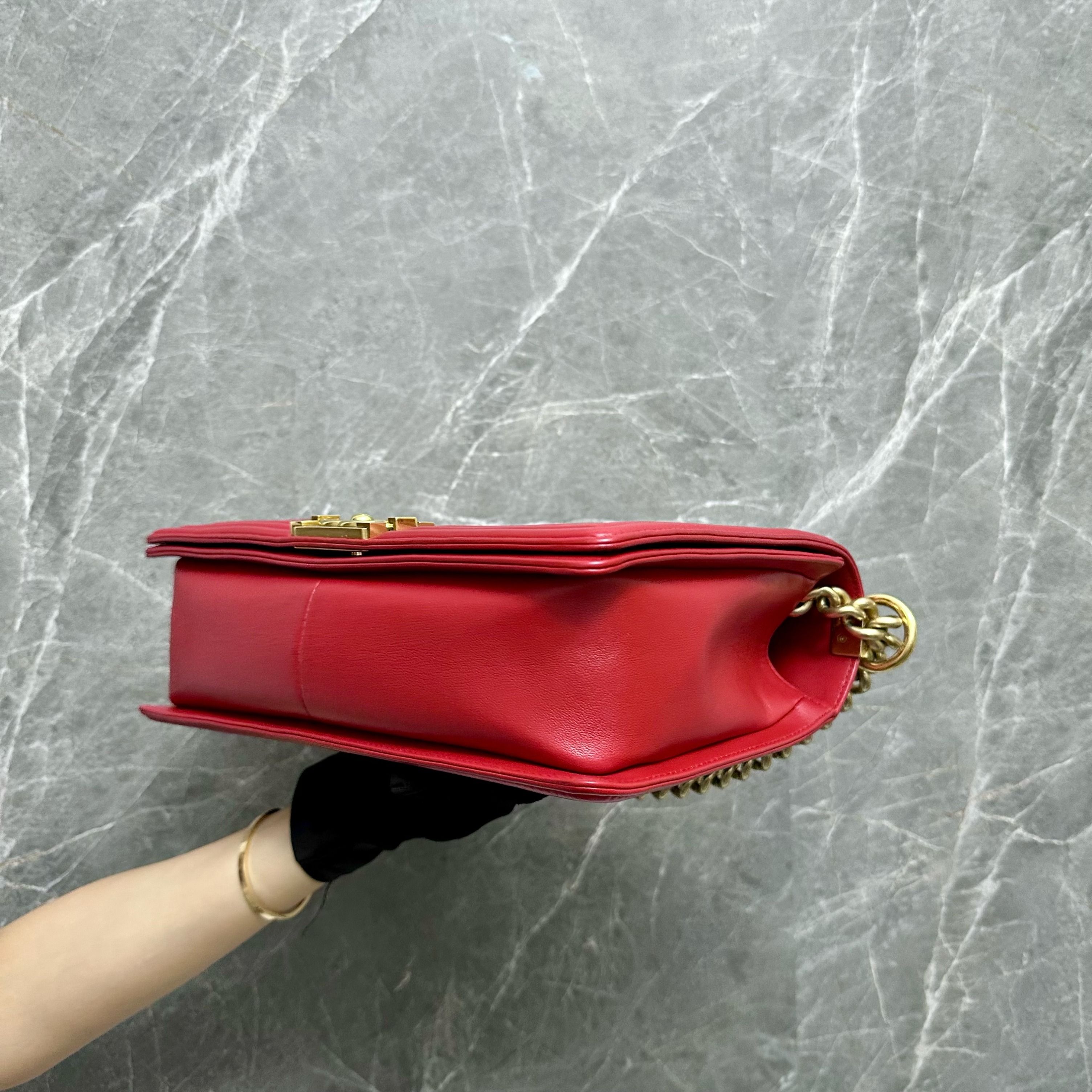 Chanel Boy New Medium Lambskin Red GHW No 21, Luxury, Bags & Wallets on  Carousell