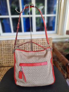 (Category: ) located in . Submitted by pipareloved (Listing ID 1253108172, Image 1). Description: .