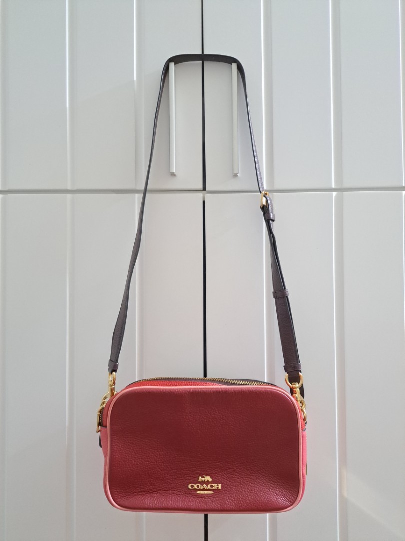 Michael Kors Selma Mini Colorblock Messenger Bag Red Scarlet Black :  : Fashion