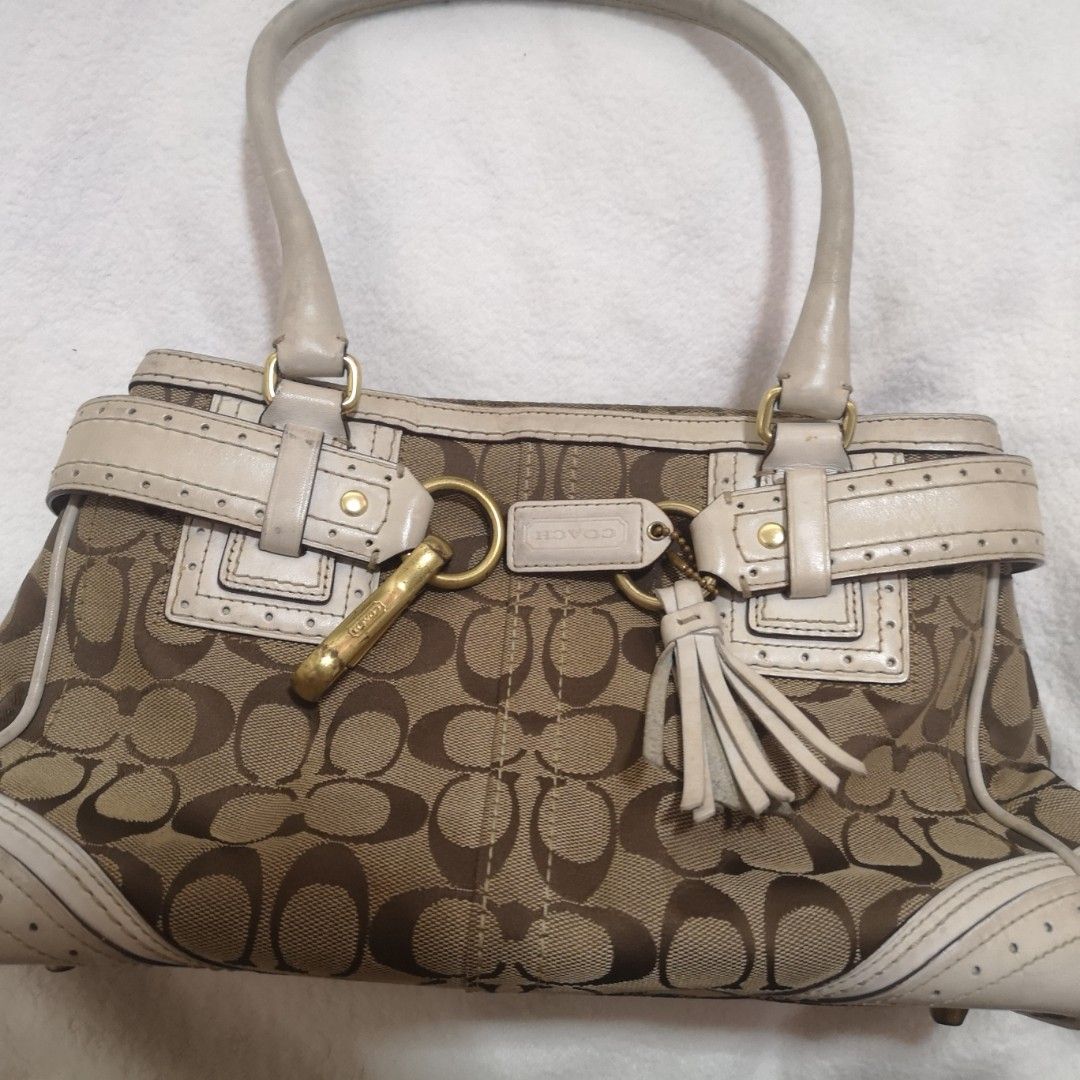 Old coach wallets outlet