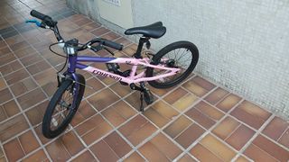（分類：）位於 。 由 auto2000 提交（商品編號 1253144914，圖片 1）。簡介： 。