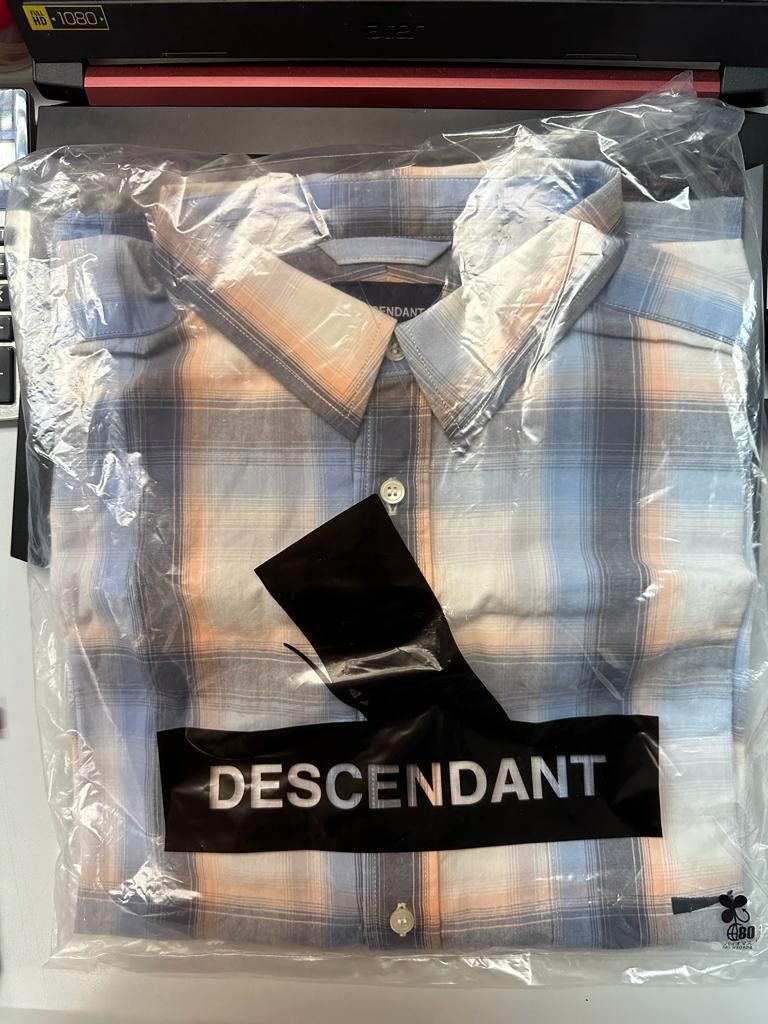 Descendant Trout SS Shirt, 男裝, 上身及套裝, 西裝- Carousell