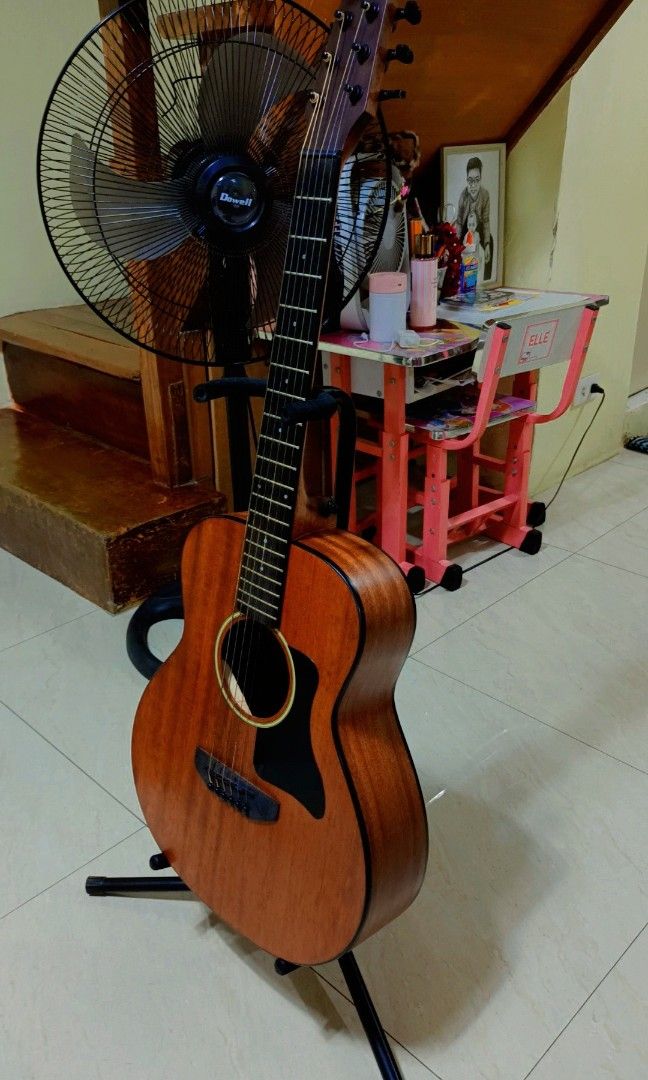 DnD Django jr. 36 inches, Hobbies & Toys, Music & Media, Musical ...