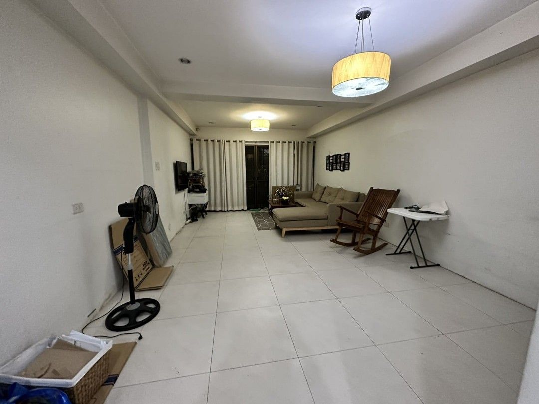 FOR SALE!! GALLERIA DE MAGALLANES MAKATI, Property, For Sale, House