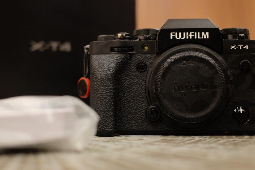 Fujifilm XT4 (Category: Cameras) located in Makati City. Submitted by bum_emeritus (Listing ID 1253112219, Image 1). Description: In excellent condition. Body wrapped with anti scratch skin film except for the grip area. Some very minor scuffs on the body corners. Buttons are crisp. All functioning. 9.5/10 rating. Performance: 10/10. Clean sensor. All ports working. Screen and viewfinder are both smooth. No issues. Comes with: Original box, its i