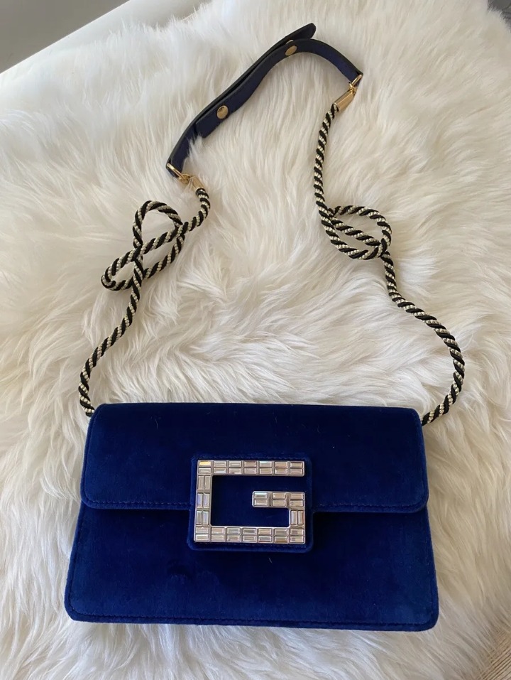 Gucci broadway velvet mini bag top