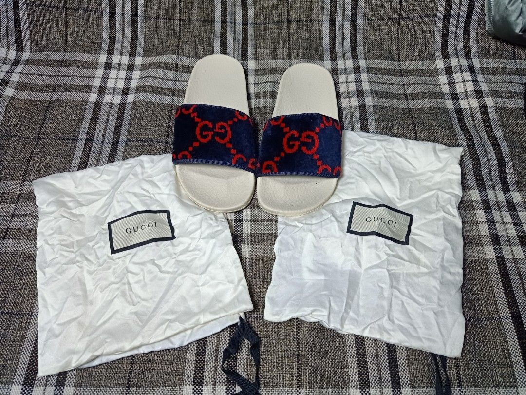 Gucci slides on sale velvet
