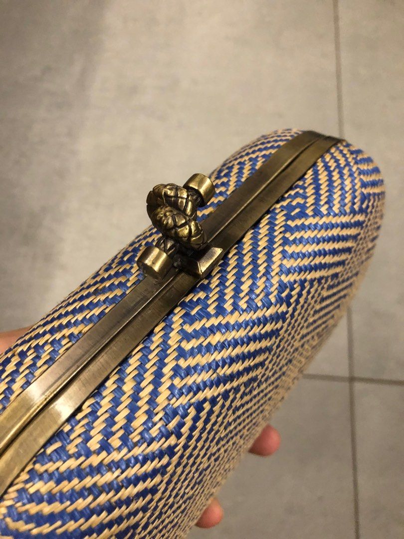 Rattan clutch shop purse