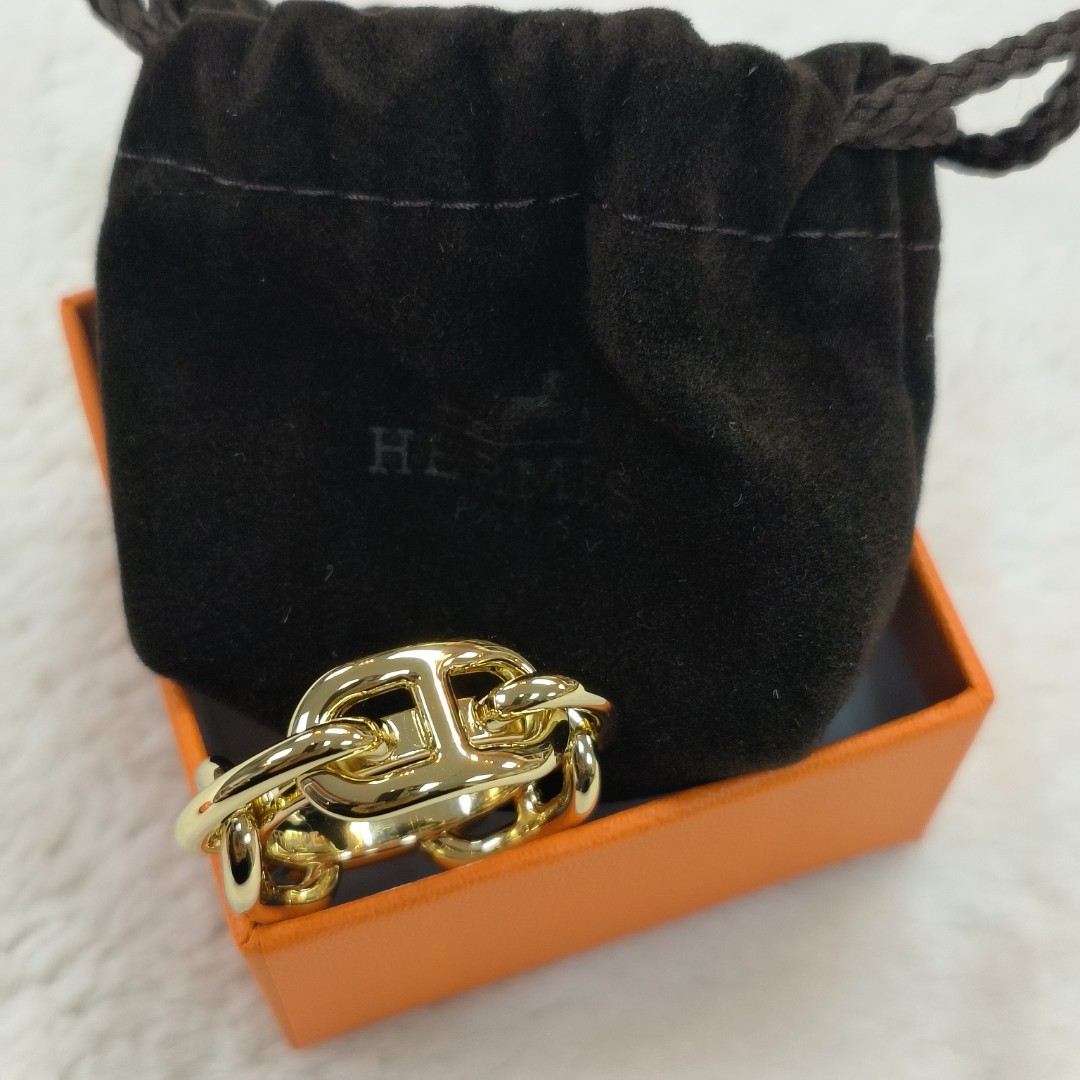 BNIB HERMES Regate Scarf Ring, Luxury, Accessories on Carousell