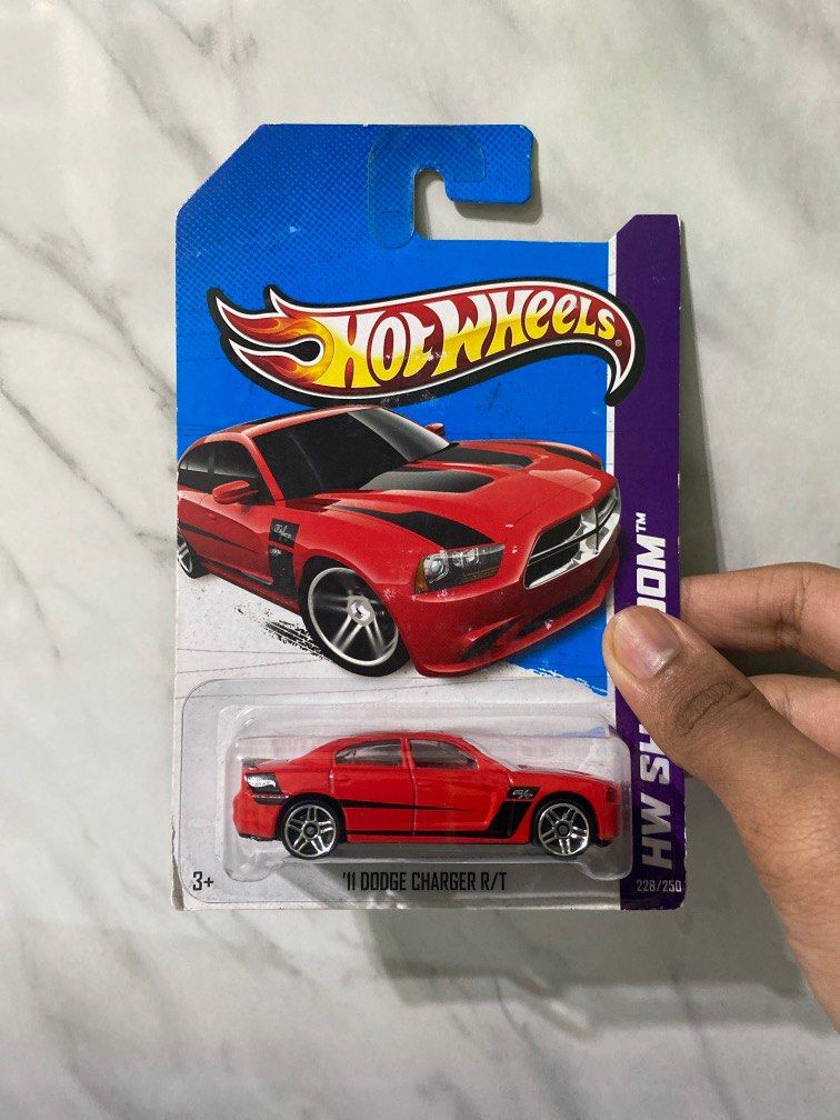 11 dodge charger shop rt hot wheels