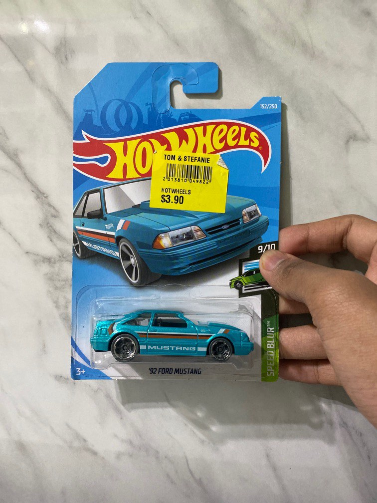 Hot wheels ford mustang 92 top