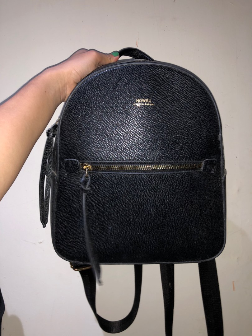 howru bag on Carousell