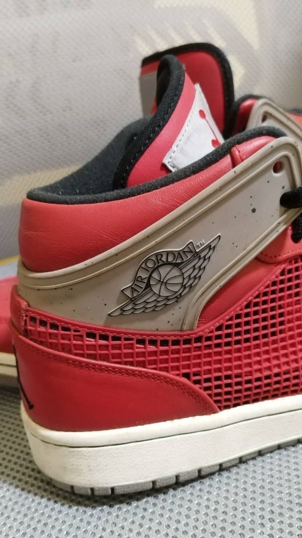 Jordan 1 Retro 89 Fire Red Men s Fashion Footwear Sneakers on