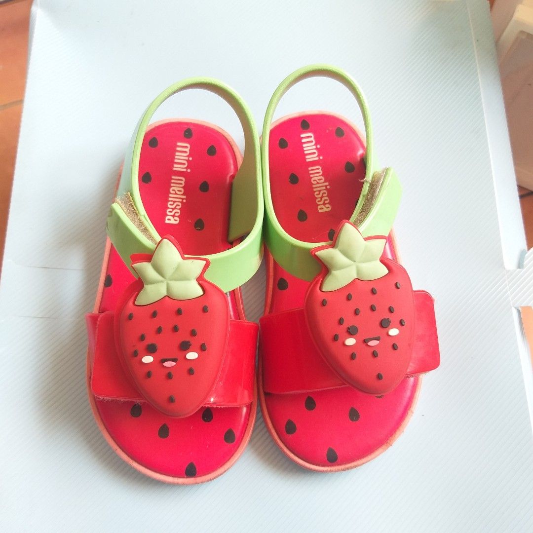 Mini outlet melissa strawberry