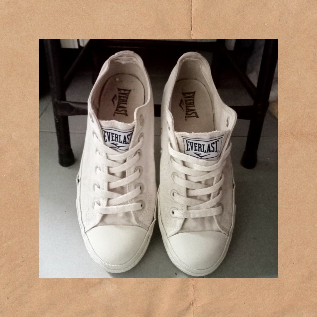 Kasut canvas hotsell