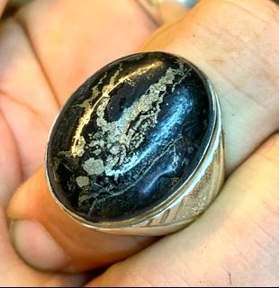 Kelor Fosil Serat Emas Kursani Silver Ring