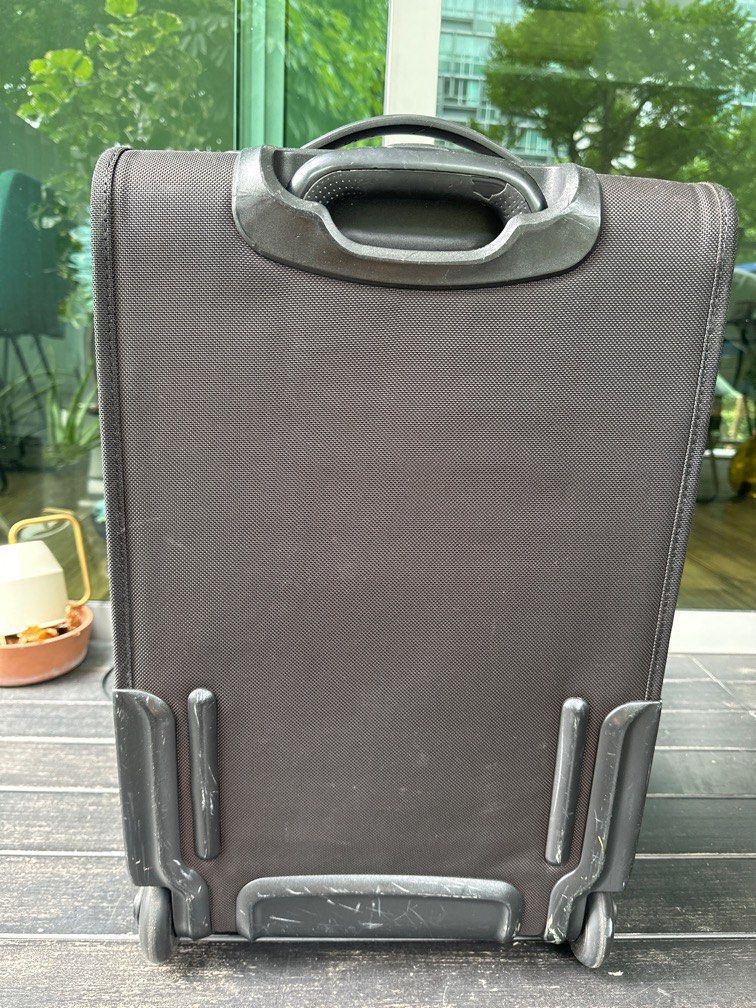 Kirkland luggage outlet