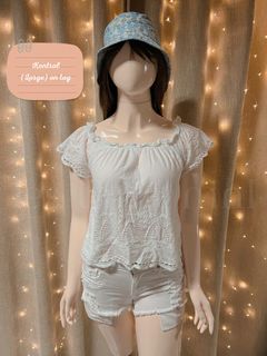 (Category: ) located in . Submitted by lesthriftmnl (Listing ID 1253026689, Image 1). Description: .