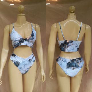 (Category: ) located in . Submitted by nativebikini (Listing ID 1252990443, Image 1). Description: .