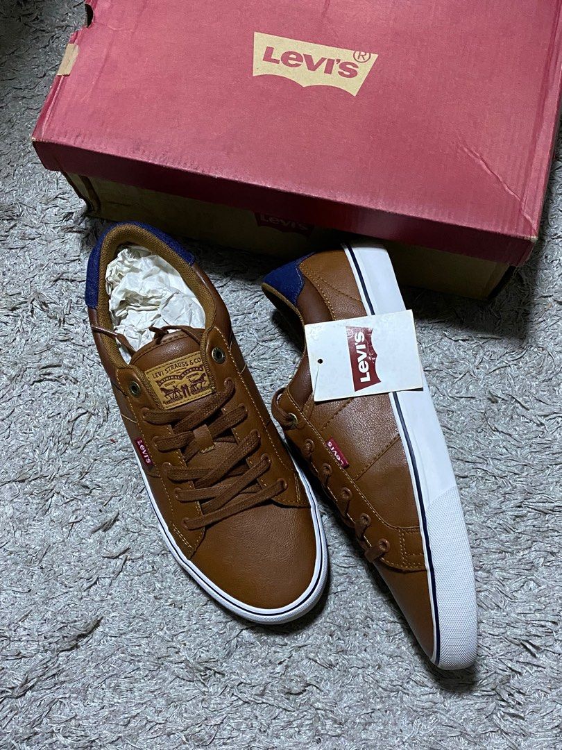 women's size 9.5 equals mens size