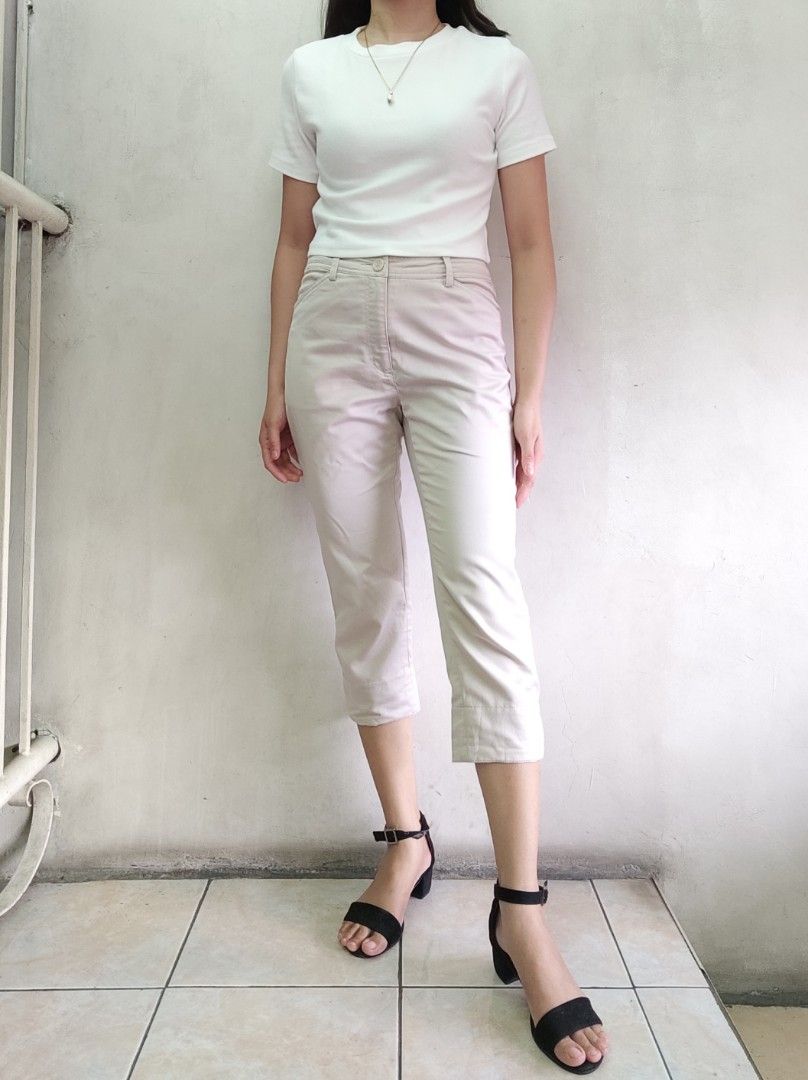 Lightweight capri pants hot sale