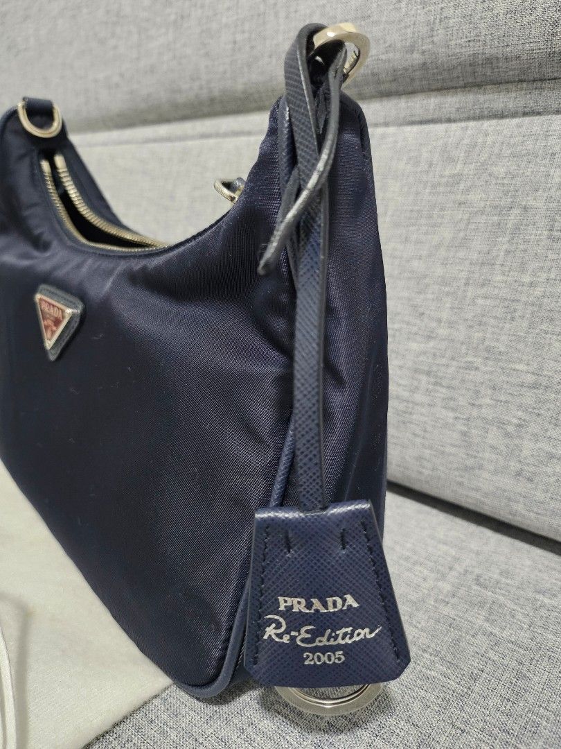 Prada Re-Edition 2005 Re-Nylon bag Blue Cloth ref.997899 - Joli Closet