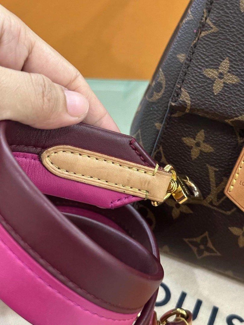 Louis Vuitton Cluny BB Monogram (Category: Luxury Bags & Wallets) located in Manila. Submitted by kae_shoppe (Listing ID 1253083006, Image 3). Description: Slightly nego.