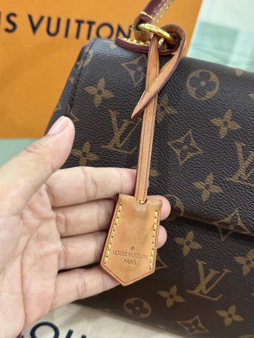 Louis Vuitton Cluny BB Monogram (Category: Luxury Bags & Wallets) located in Manila. Submitted by kae_shoppe (Listing ID 1253083006, Image 2). Description: Slightly nego.