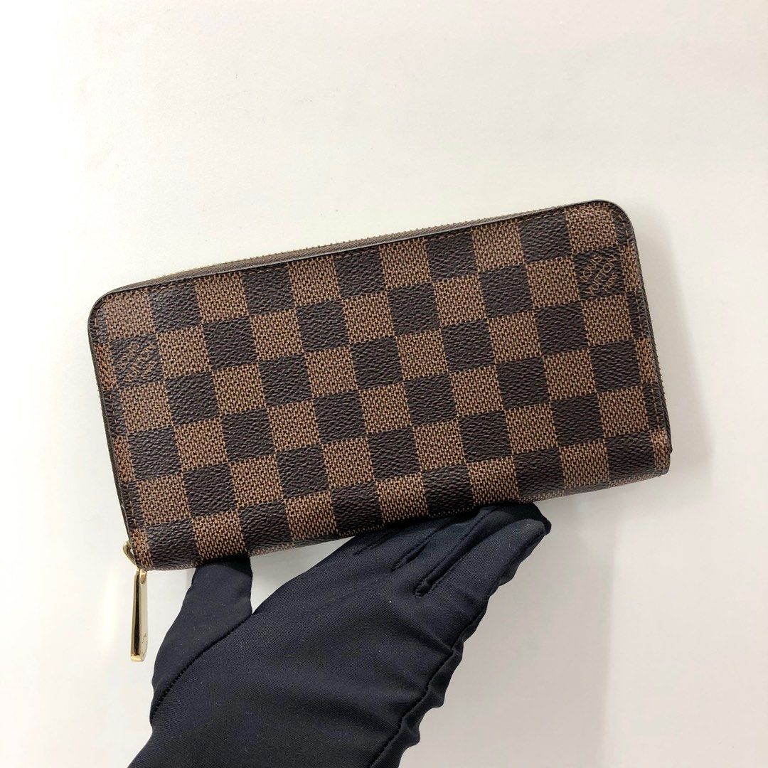 Louis Vuitton Monceau 28, Luxury, Bags & Wallets on Carousell