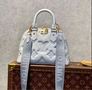 The Louis Vuitton Bubblegram Is A Fun Collection Of Puffy Quilted Bags
