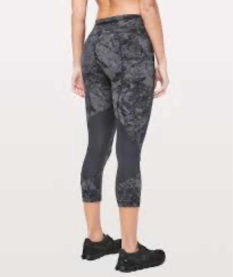 BNWT Lululemon Pace Rival Crop, Women's Fashion, Activewear on Carousell