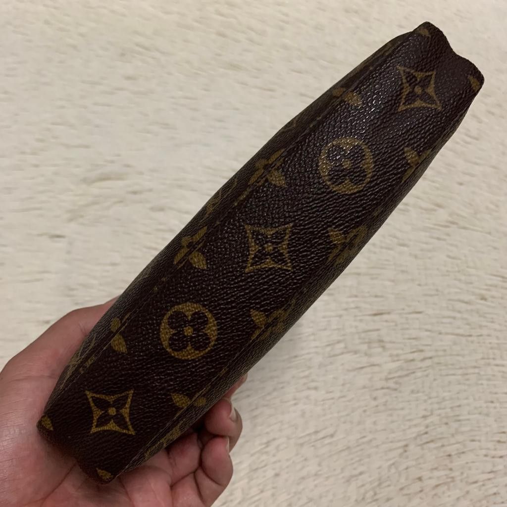 LOUIS VUITTON Monogram Pochette AR1928 with gold chain strap