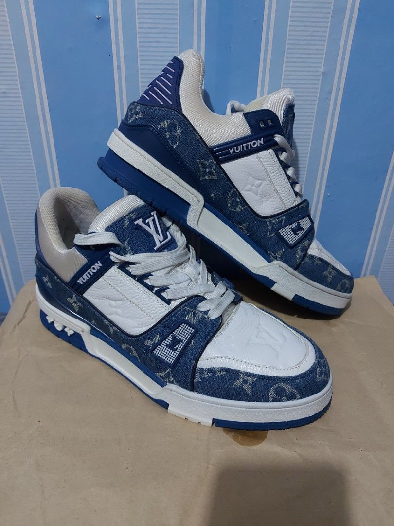 Louis Vuitton Low-Top LV 408 Denim Blue Monogram Men lady casual sport  shoe, Men's Fashion, Activewear on Carousell