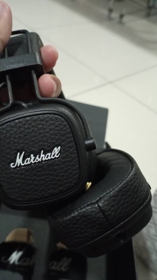 MARSHALL MAJOR III WIRELESS HEADPHONES, Audio, Headphones  Headsets on  Carousell