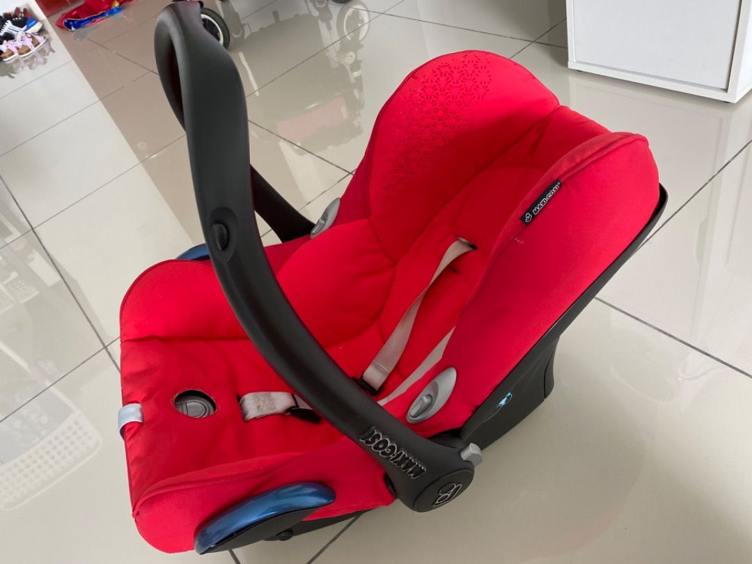 Maxi Cosi Babies Kids Going Out Car Seats on Carousell