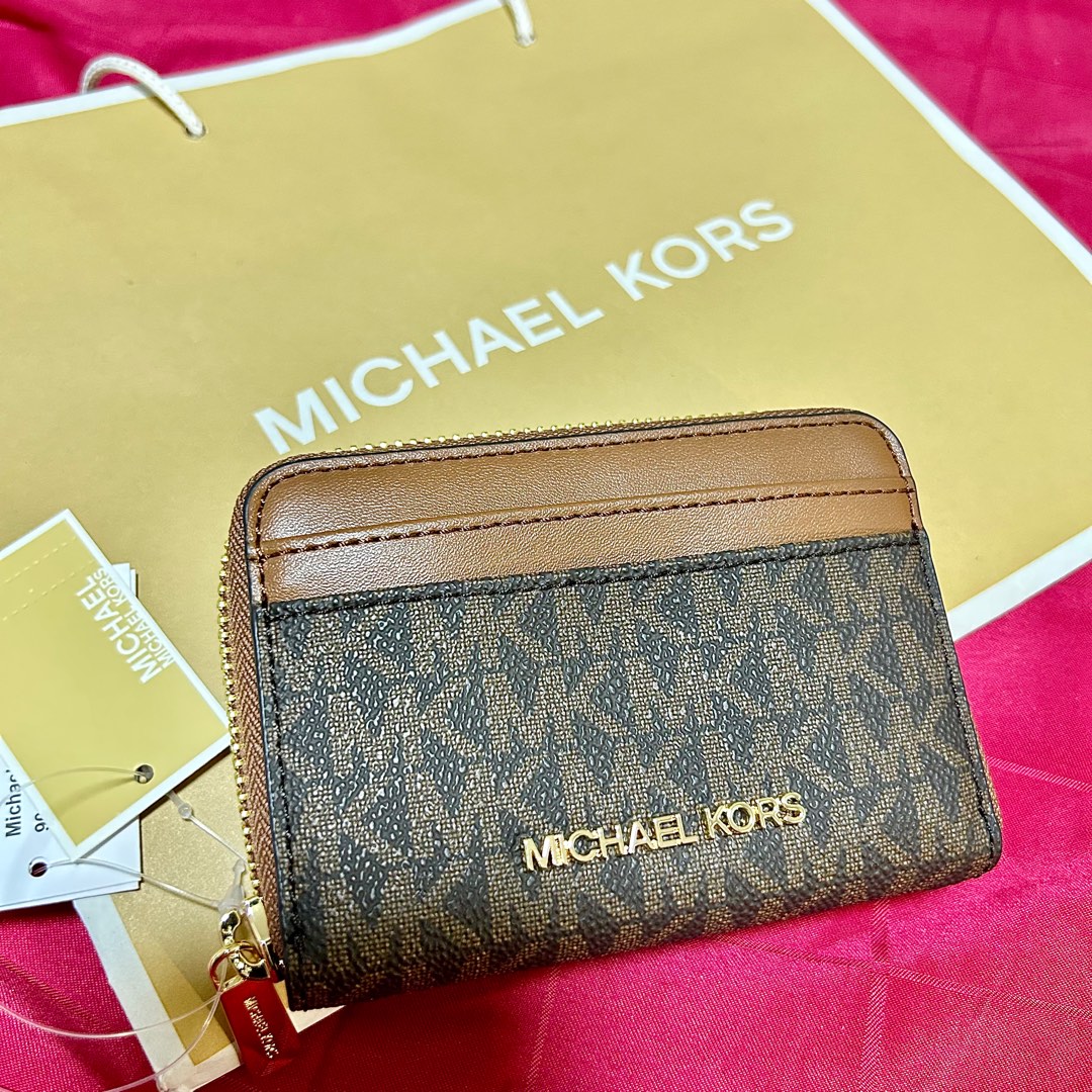 Michael Kors Jet Set Travel Wallet Women s Fashion Bags