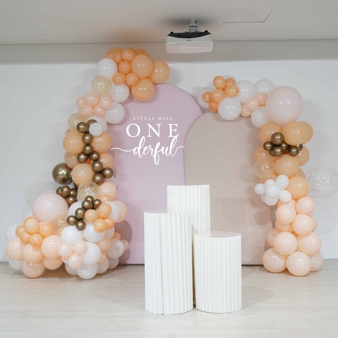 Minimalist Foamboard Arch Backdrop Setup with Balloon Garland, Hobbies & Toys, Stationery