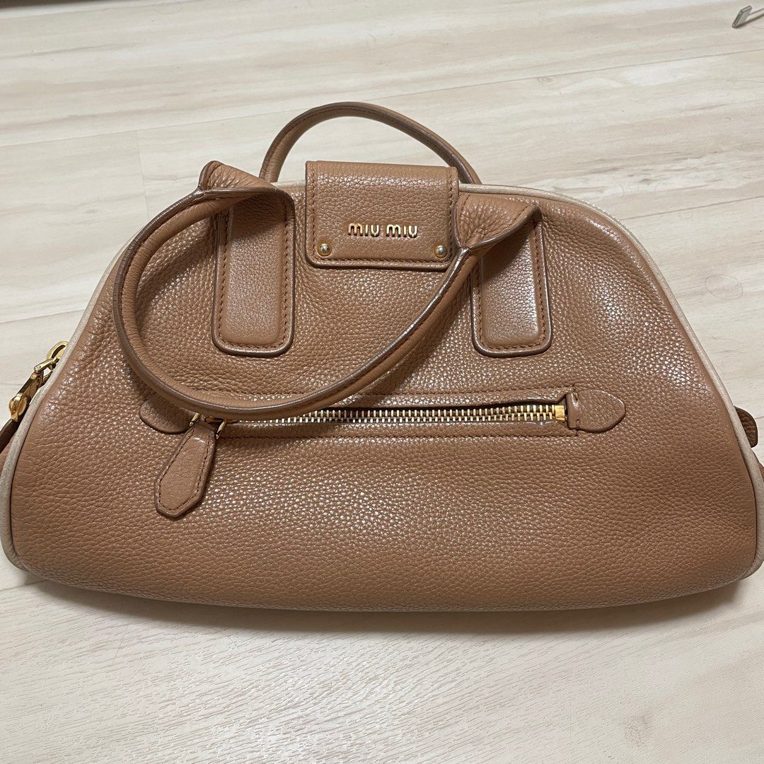 Auth MIU MIU Vitello Lux Bow Bag Cognac Colour Medium Size, Luxury, Bags &  Wallets on Carousell