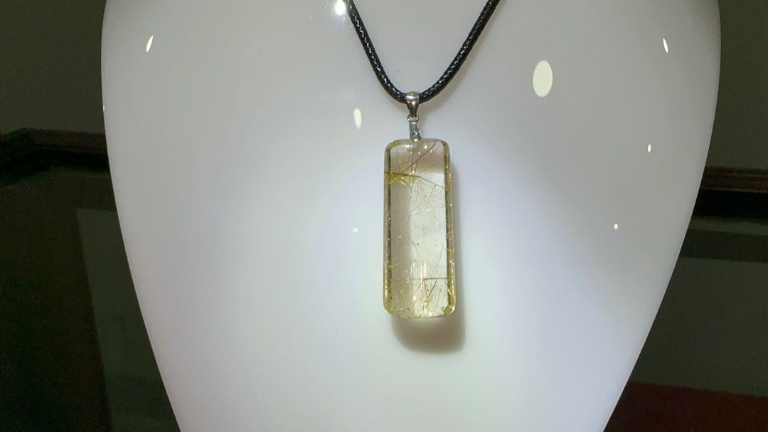 Quartz necklace pendant on sale