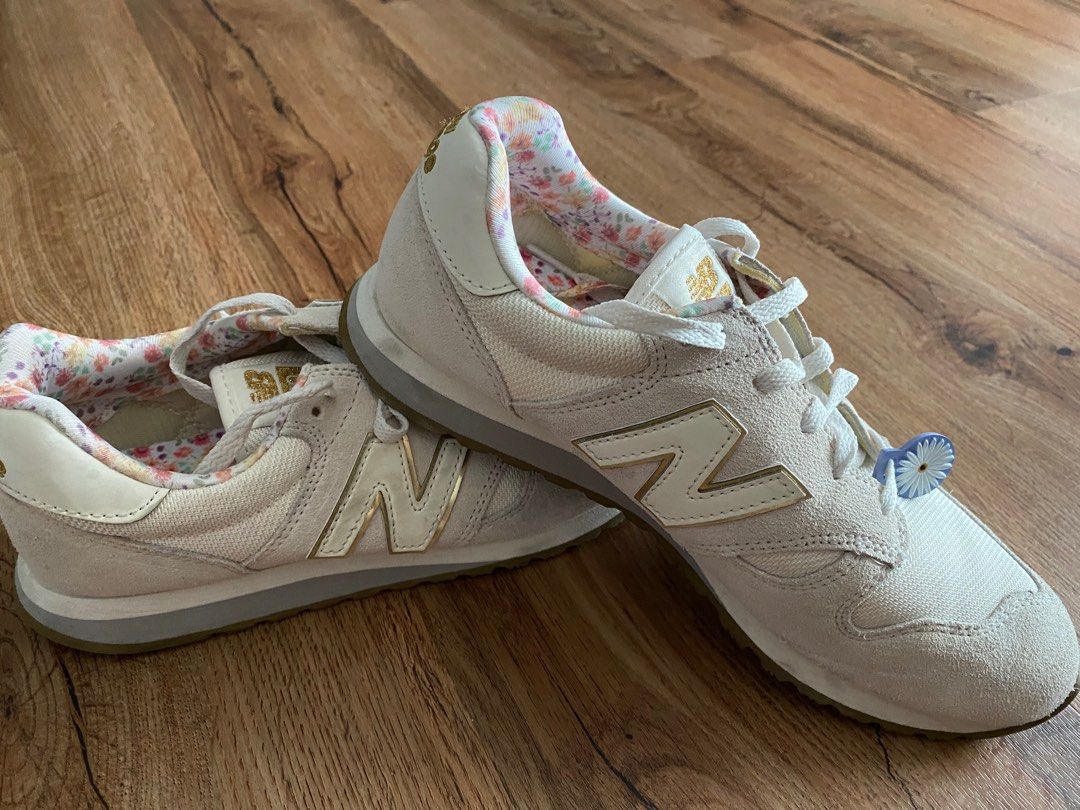 New balance 520 classic women hotsell