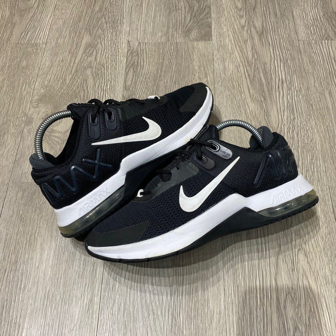 Nike 628 black discount
