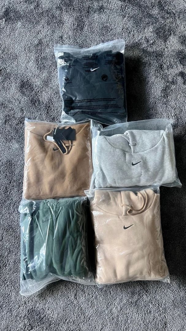 Nike fleece hoodie mini swoosh