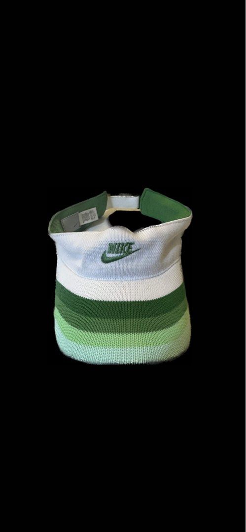 Nike Knitted Visors (Category: Golf) located in San Fernando. Submitted by mariadc.05 (Listing ID 1253011191, Image 1). Description: .
