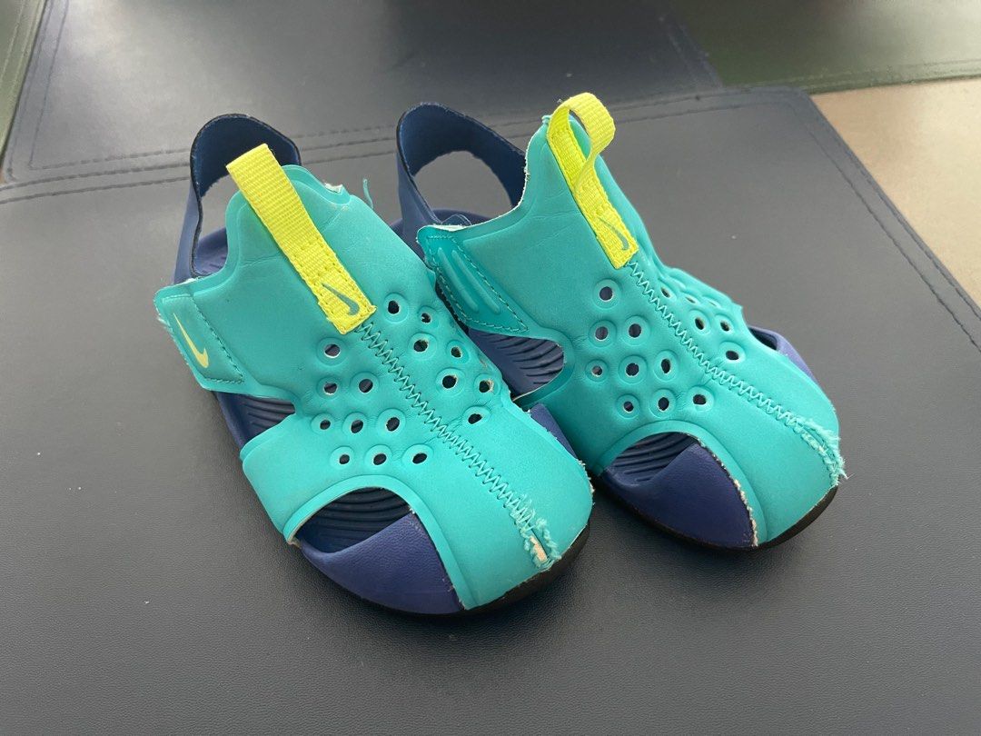 Nike discount sandals 8c